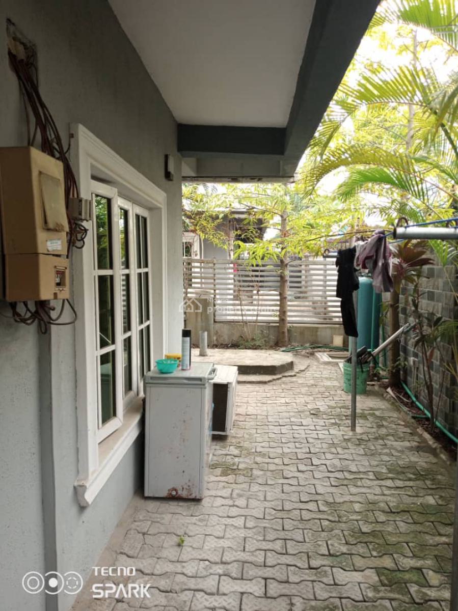 Specious Service Bq, Chevron Drive, Paradise 3, Lekki Expressway, Lekki, Lagos, Self Contain (single Rooms) for Rent