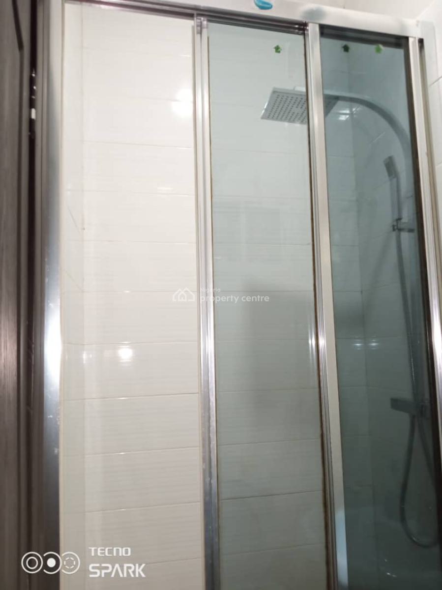 Specious Service Bq, Chevron Drive, Paradise 3, Lekki Expressway, Lekki, Lagos, Self Contain (single Rooms) for Rent