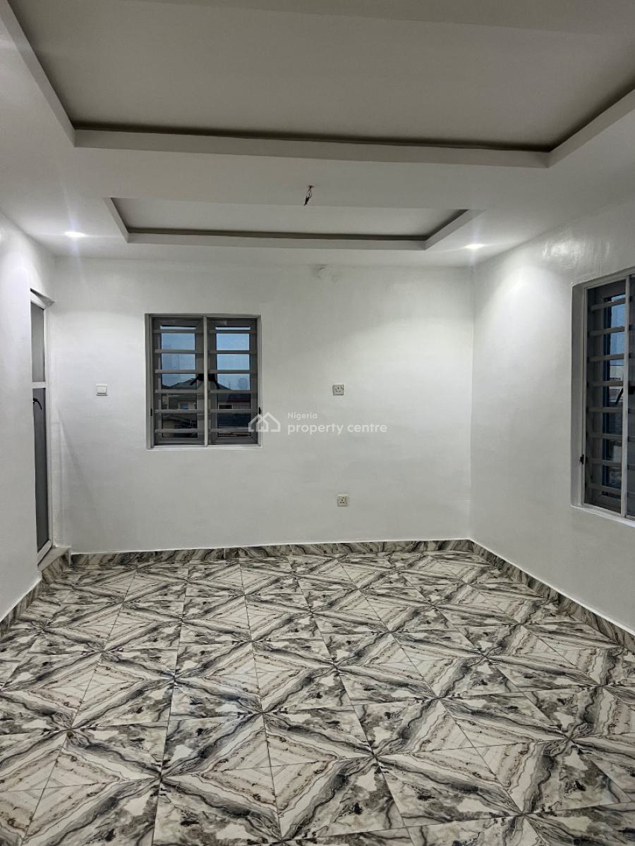 Very Decent and Spacious Mini Flat in a Mini Estate, Jibowu, Yaba, Lagos, Mini Flat (room and Parlour) for Rent