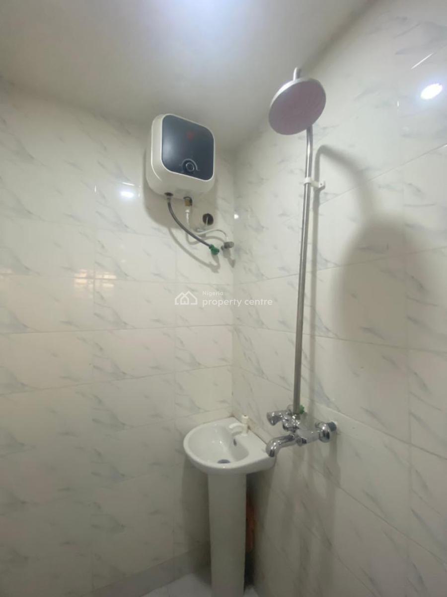 Very Decent and Spacious Mini Flat in a Mini Estate, Jibowu, Yaba, Lagos, Mini Flat (room and Parlour) for Rent