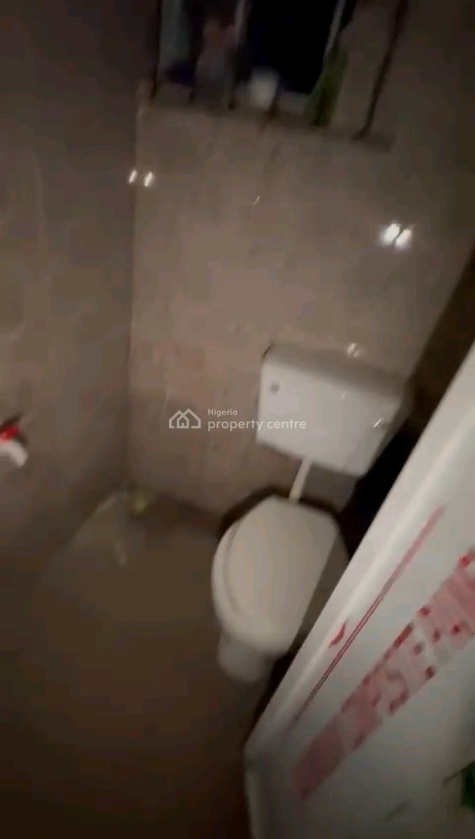 Mini Flat Apartment on a Ground Floor, Sunday Dejo Close, Bolaji Omupo, Pedro, Gbagada, Lagos, Mini Flat (room and Parlour) for Rent