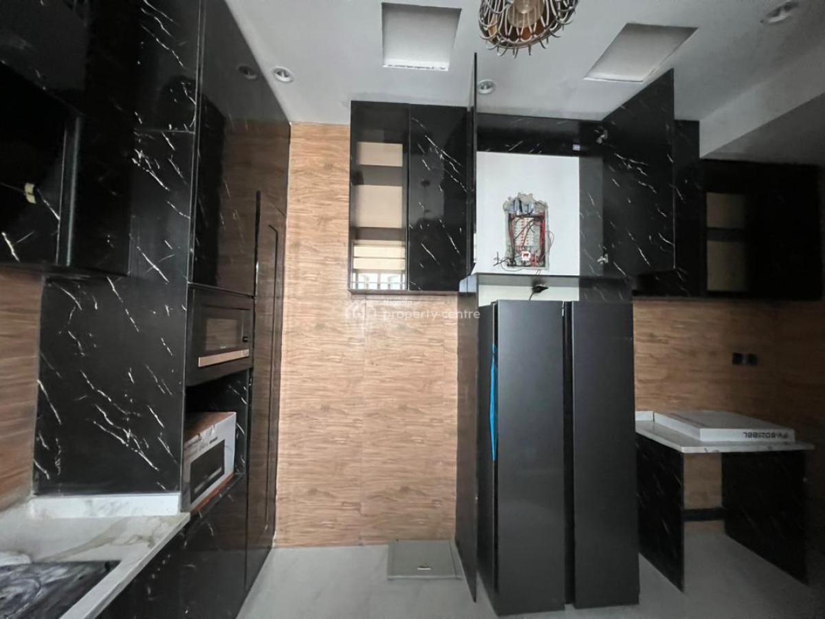 3 Bedrooms Apartment and Bq, Lekki Phase 1, Lekki, Lagos, Flat / Apartment for Sale
