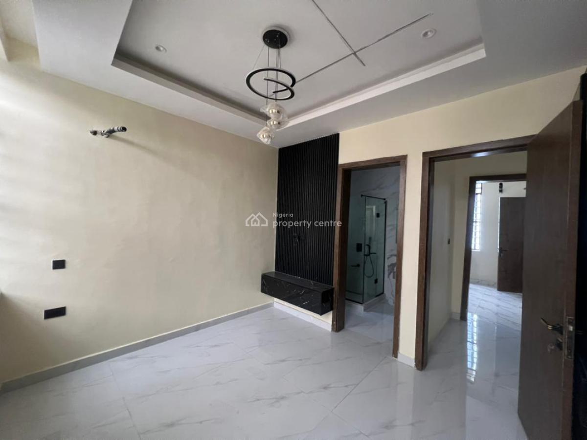 3 Bedrooms Apartment and Bq, Lekki Phase 1, Lekki, Lagos, Flat / Apartment for Sale