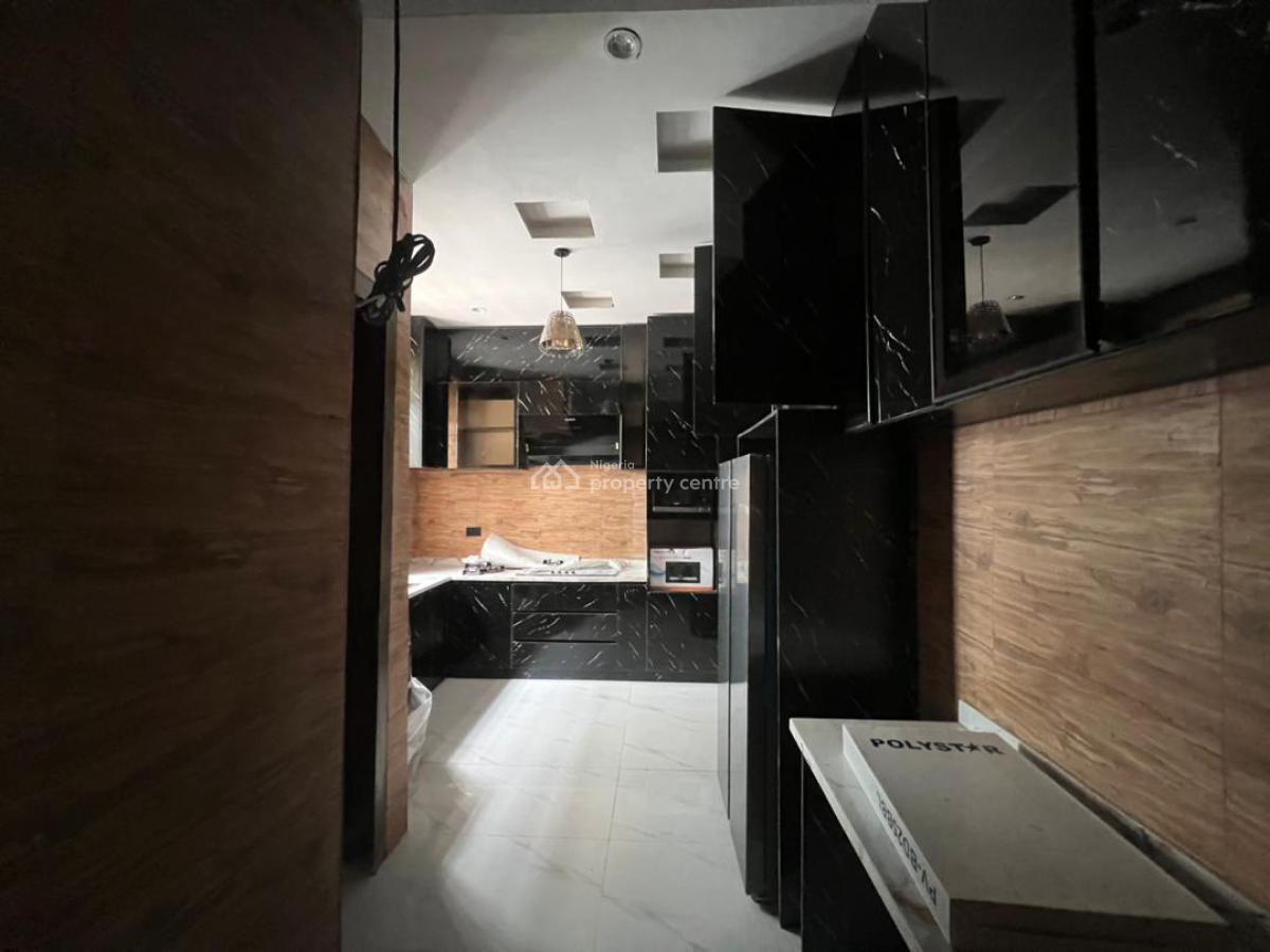 3 Bedrooms Apartment and Bq, Lekki Phase 1, Lekki, Lagos, Flat / Apartment for Sale