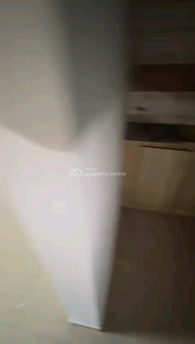 Mini Flat Apartment on a Ground Floor, Sunday Dejo Close, Bolaji Omupo, Pedro, Gbagada, Lagos, Mini Flat (room and Parlour) for Rent