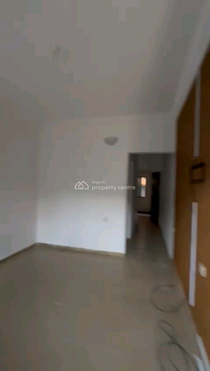 Mini Flat Apartment on a Ground Floor, Sunday Dejo Close, Bolaji Omupo, Pedro, Gbagada, Lagos, Mini Flat (room and Parlour) for Rent