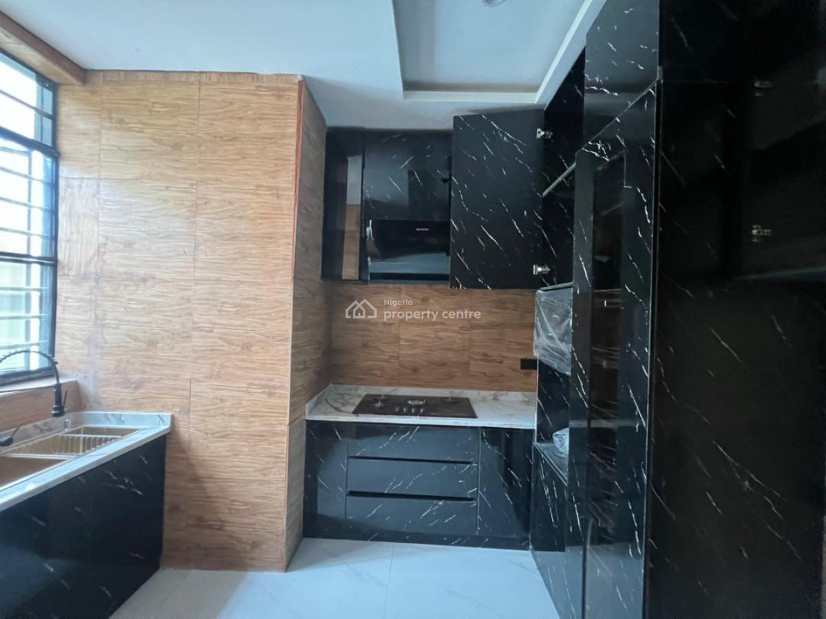 2 Bedrooms Apartments and Bq, Lekki Phase 1, Lekki, Lagos, Flat / Apartment for Sale