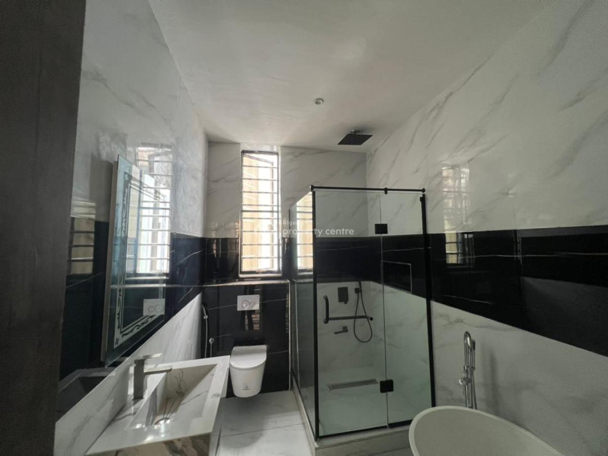 2 Bedrooms Apartments and Bq, Lekki Phase 1, Lekki, Lagos, Flat / Apartment for Sale