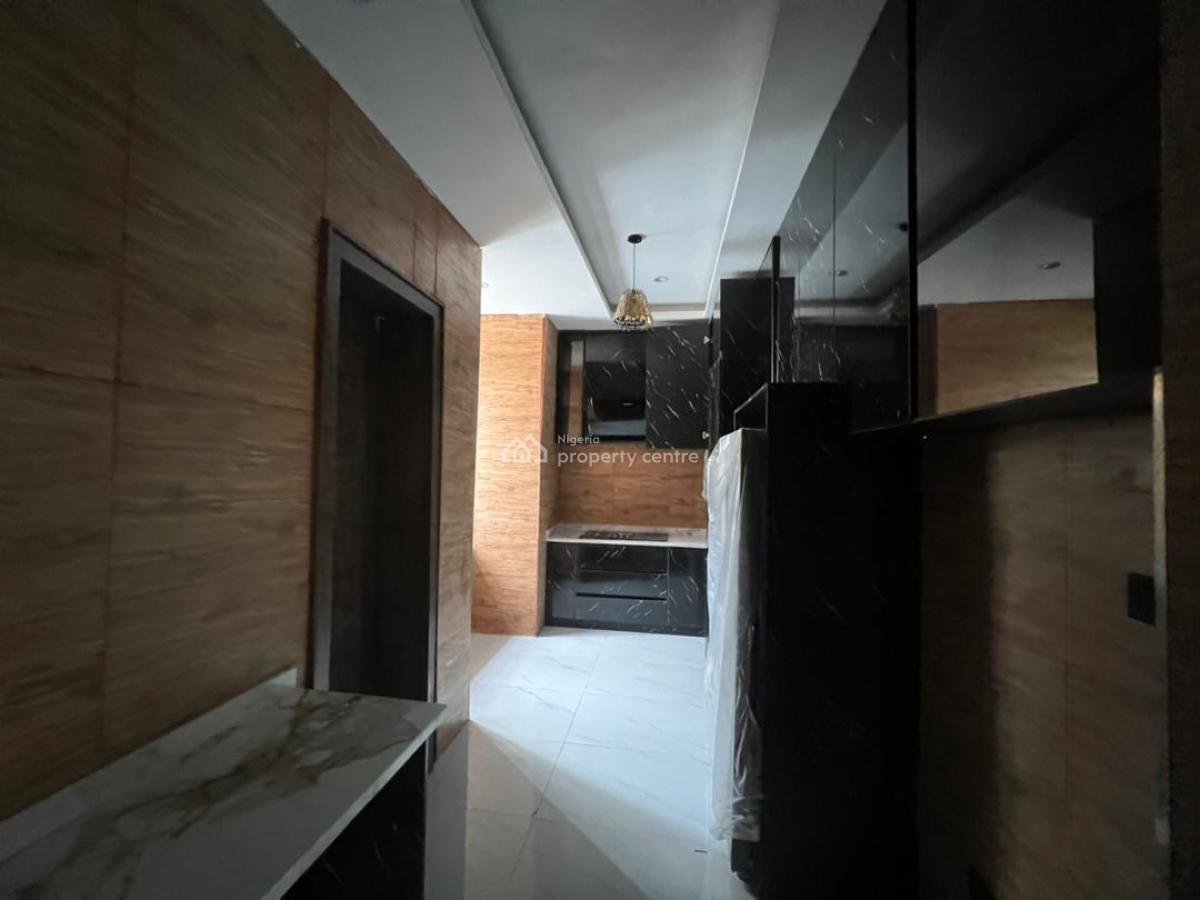 2 Bedrooms Apartments and Bq, Lekki Phase 1, Lekki, Lagos, Flat / Apartment for Sale