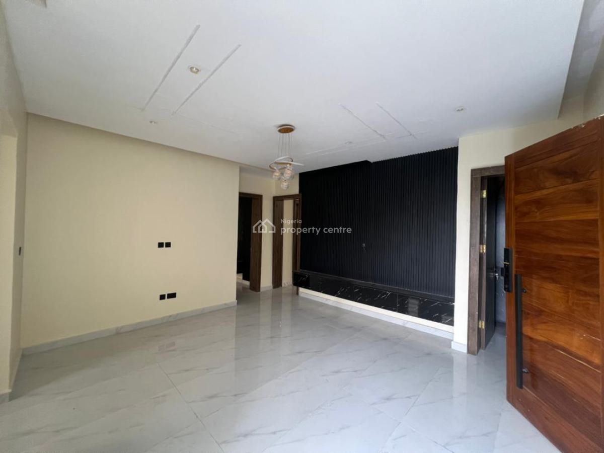 2 Bedrooms Apartments and Bq, Lekki Phase 1, Lekki, Lagos, Flat / Apartment for Sale