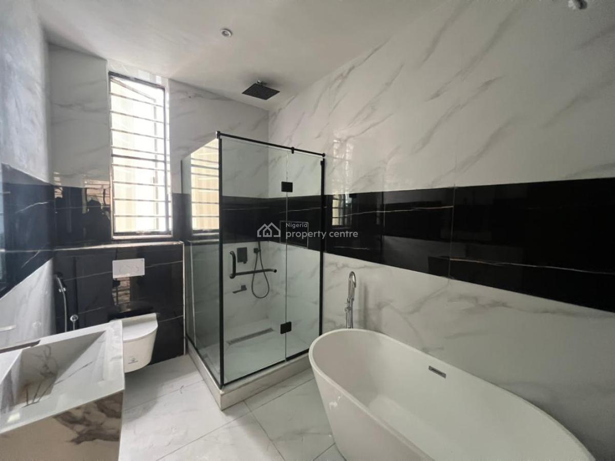 2 Bedrooms Apartments and Bq, Lekki Phase 1, Lekki, Lagos, Flat / Apartment for Sale