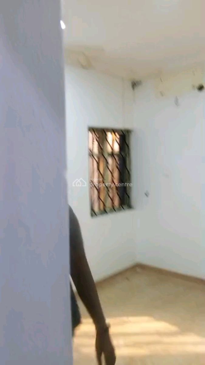 an Executive Standard Spacious Relatively New Very Decent Clean 3 Bedroom, Off Finbars Road, Akoka, Yaba, Lagos, Flat / Apartment for Rent