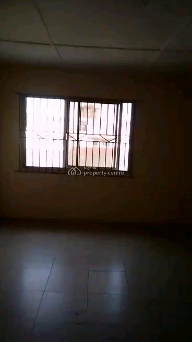 Just Renovated 3 Bedroom, Up Stairs, Packing Space, Gated Compound, Alara Behind Queen College, Alagomeji, Yaba, Lagos, Flat / Apartment for Rent