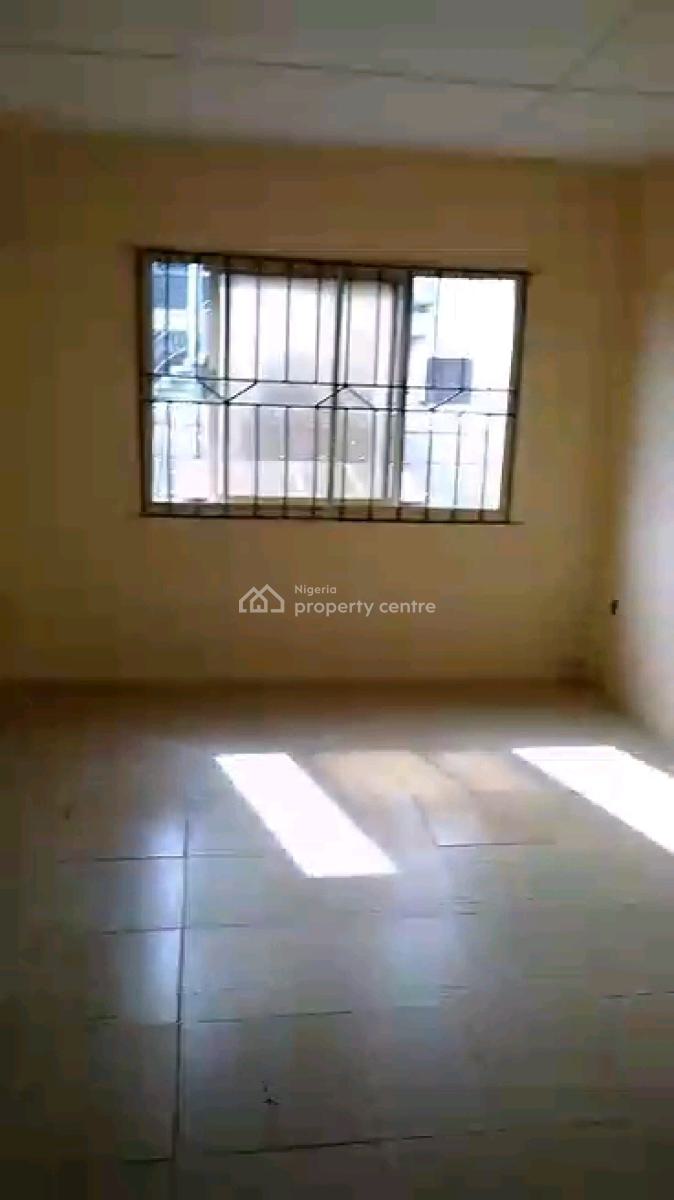 Just Renovated 3 Bedroom, Up Stairs, Packing Space, Gated Compound, Alara Behind Queen College, Alagomeji, Yaba, Lagos, Flat / Apartment for Rent