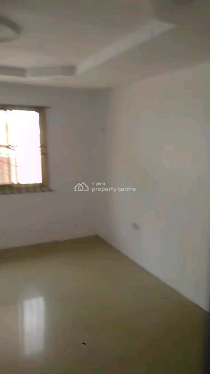 Just Renovated 3 Bedroom, Up Stairs, Packing Space, Gated Compound, Alara Behind Queen College, Alagomeji, Yaba, Lagos, Flat / Apartment for Rent