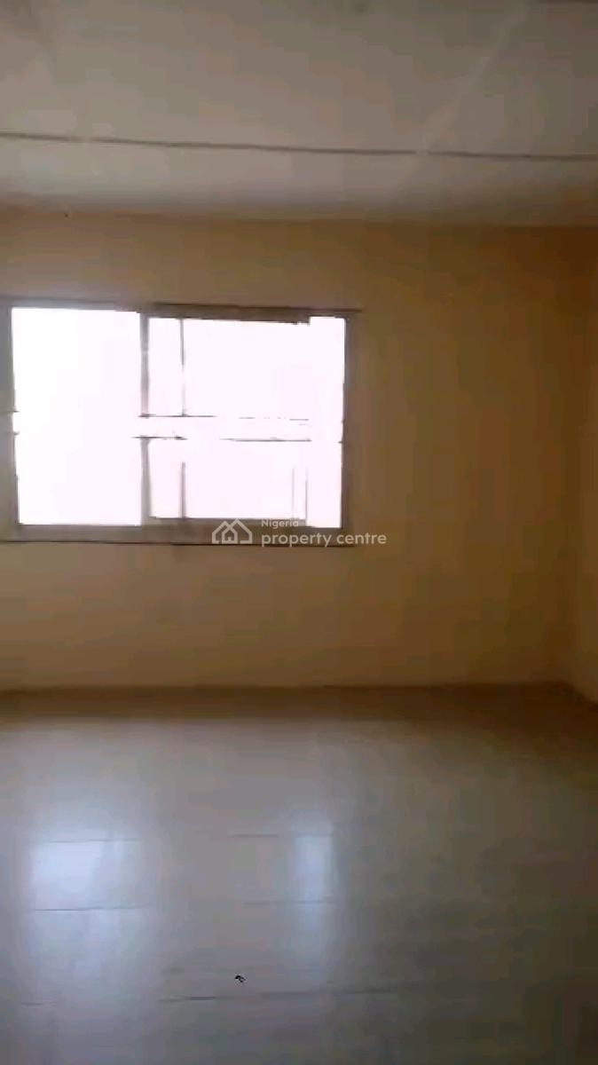 Just Renovated 3 Bedroom, Up Stairs, Packing Space, Gated Compound, Alara Behind Queen College, Alagomeji, Yaba, Lagos, Flat / Apartment for Rent