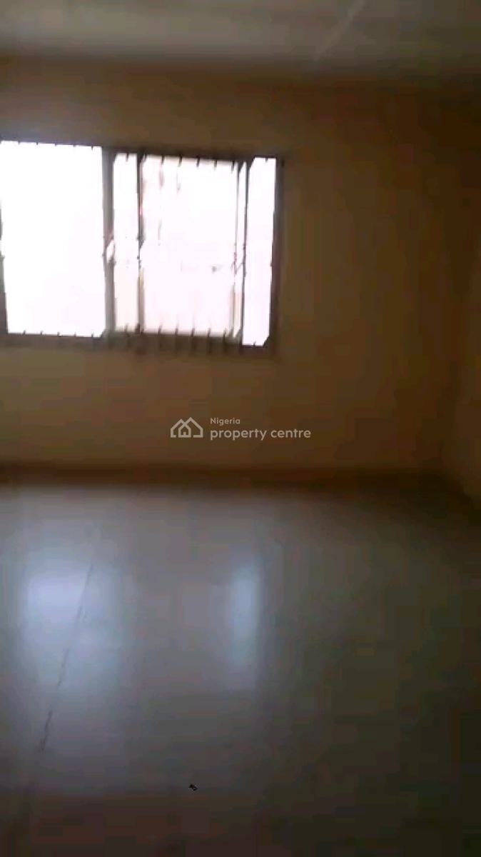 Just Renovated 3 Bedroom, Up Stairs, Packing Space, Gated Compound, Alara Behind Queen College, Alagomeji, Yaba, Lagos, Flat / Apartment for Rent