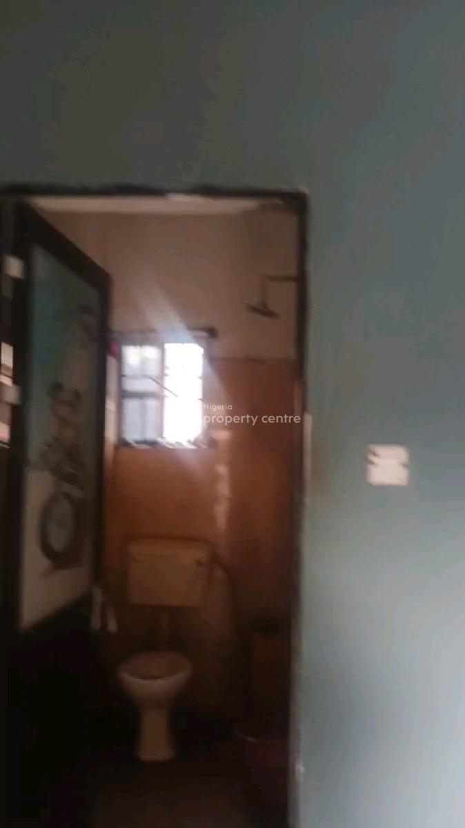 Standard and Spacious Room Self Contain, Iwaya, Yaba, Lagos, Self Contain (single Rooms) for Rent