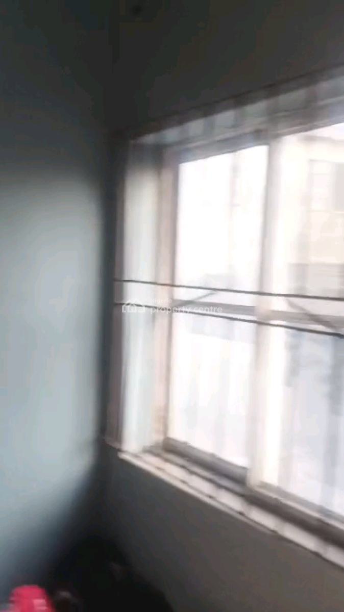 Standard and Spacious Room Self Contain, Iwaya, Yaba, Lagos, Self Contain (single Rooms) for Rent