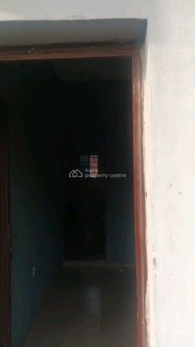 Standard and Spacious Room Self Contain, Iwaya, Yaba, Lagos, Self Contain (single Rooms) for Rent