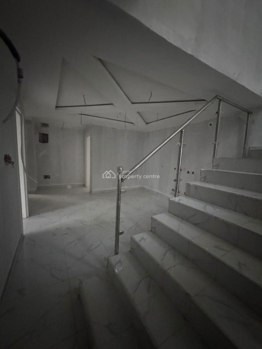 Lovely 3bedrooms Semi Detached with a Study Room and a Bq, Ikate, Lekki, Lagos, Flat / Apartment for Sale