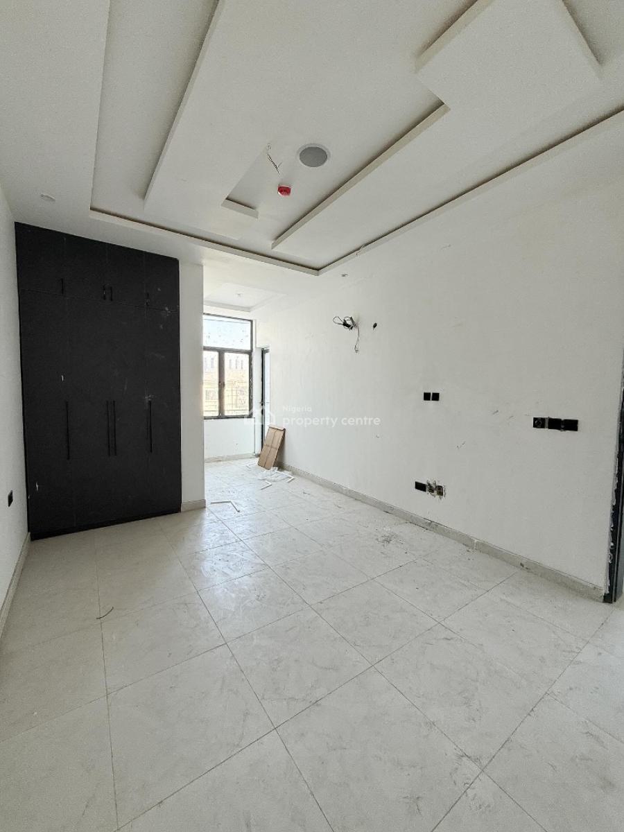 Stunning 2 Bedroom Apartment with Bq, Lekki Phase 1, Lekki Phase 1, Lekki, Lagos, Block of Flats for Sale