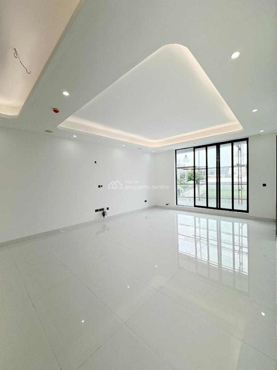 Exquisite 2 Bedroom Apartment with Bq, Lekki Phase 1, Lekki Phase 1, Lekki, Lagos, Block of Flats for Sale