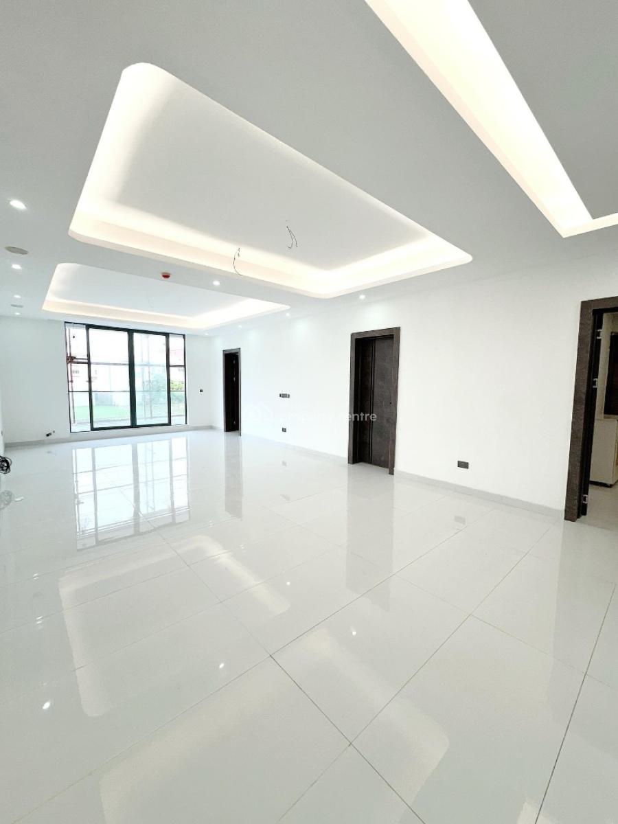 Exquisite 2 Bedroom Apartment with Bq, Lekki Phase 1, Lekki Phase 1, Lekki, Lagos, Block of Flats for Sale