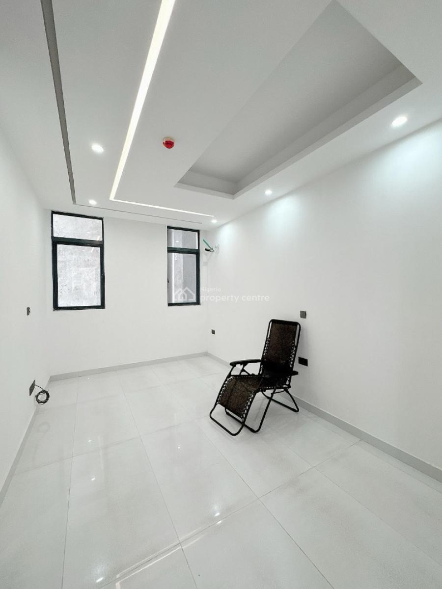 Exquisite 2 Bedroom Apartment with Bq, Lekki Phase 1, Lekki Phase 1, Lekki, Lagos, Block of Flats for Sale