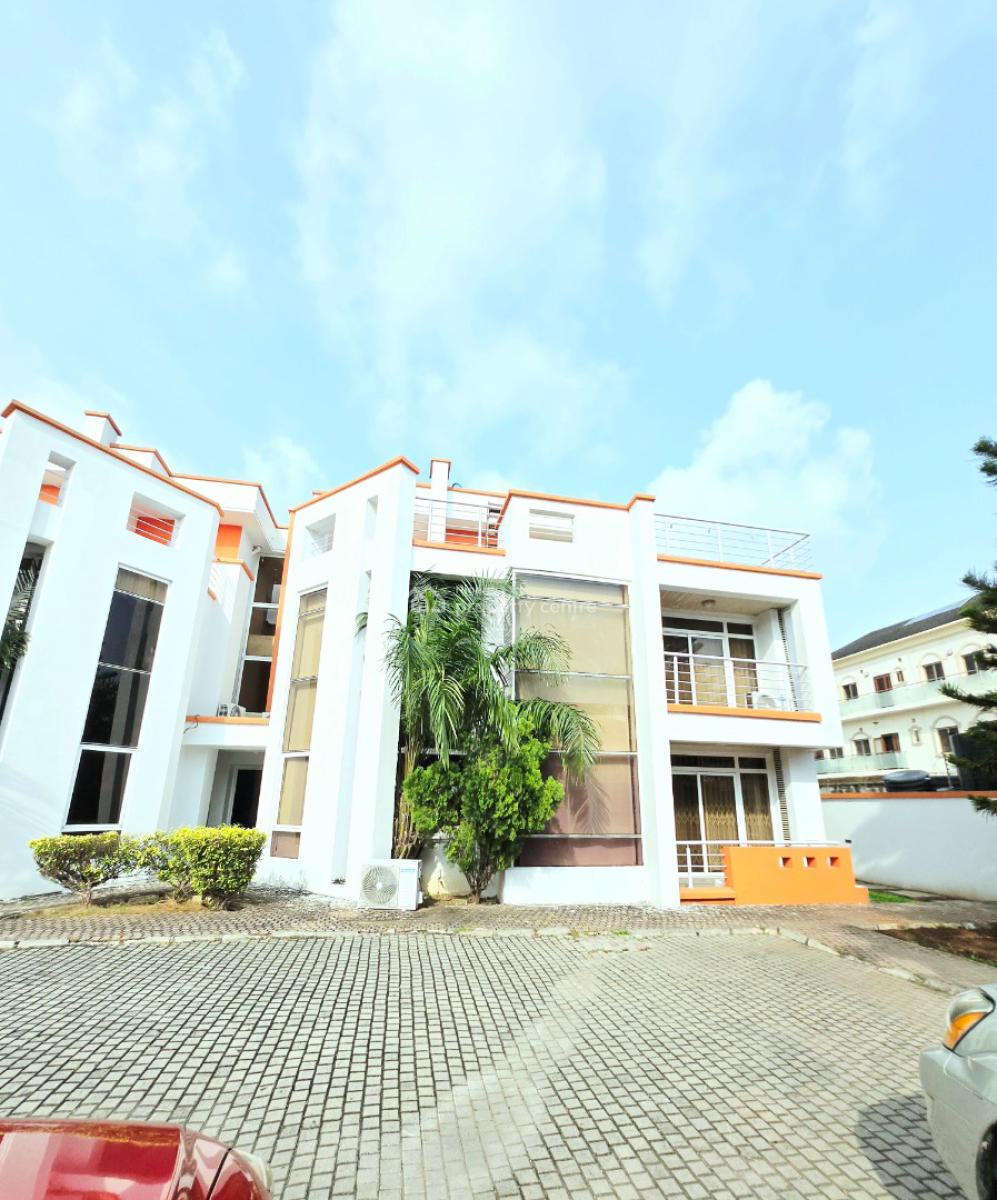 Massive 2 Bedroom Penthouse, Lekki Phase 1, Lekki, Lagos, Flat / Apartment for Rent