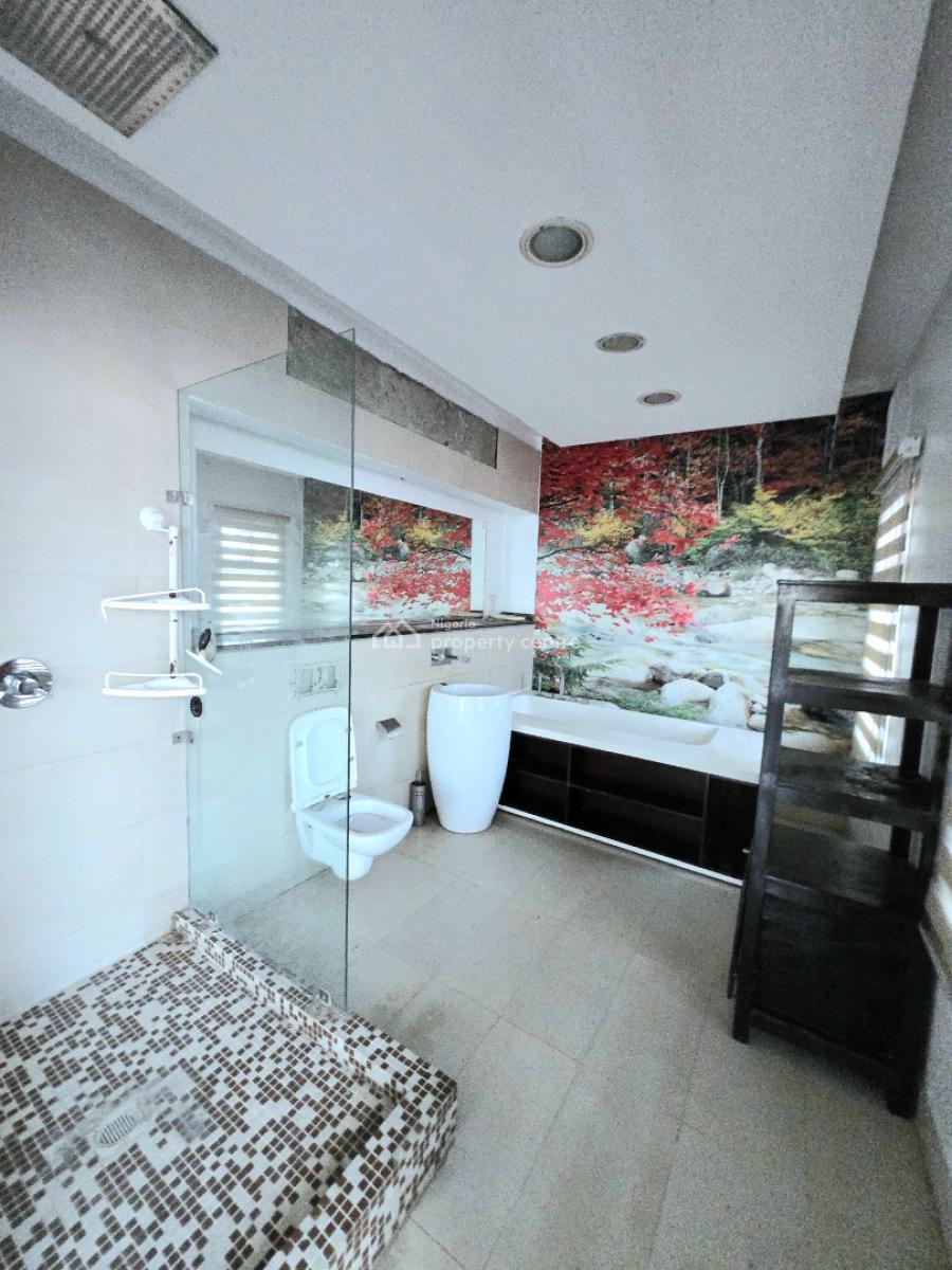 Massive 2 Bedroom Penthouse, Lekki Phase 1, Lekki, Lagos, Flat / Apartment for Rent