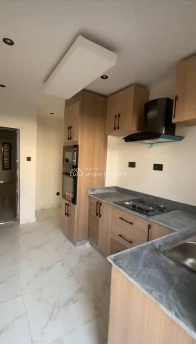 Lovely 3 Bedroom Flat, Off Ayodele Okeowo Street, Deeper Life Hq, Soluyi, Gbagada, Lagos, Flat / Apartment for Sale