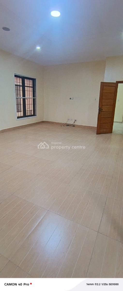 140sqm Open Floor Office Space, Igbo Efon Bus Stop ,chevron Traffic Light, Lekki, Lagos, Office Space for Rent