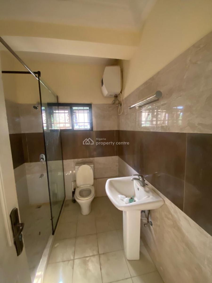 5 Bedroom Terrace Duplex with Bq, Guzape District, Abuja, Terraced Duplex for Rent