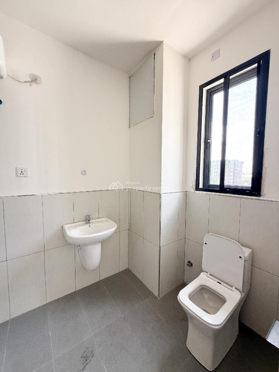 Stunning 3 Bedroom Apartment with Bq, Lekki Phase 1, Lekki, Lagos, Block of Flats for Sale