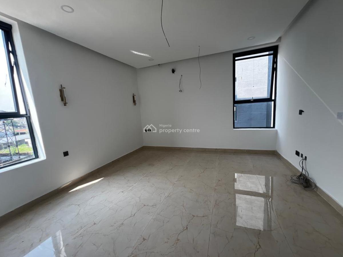 4 Bedroom Maisonette, Lekki Phase 1, Lekki, Lagos, Terraced Duplex for Sale