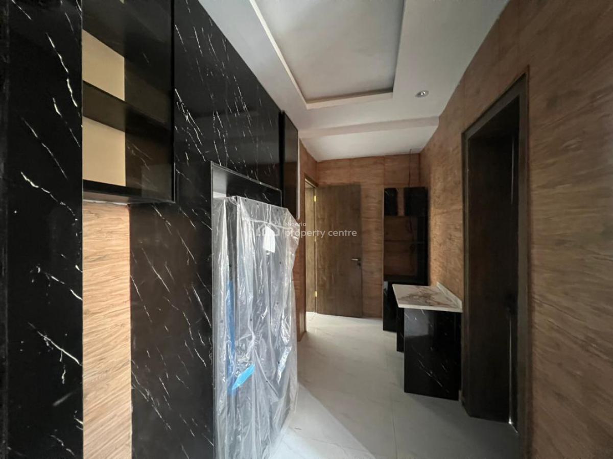 2 Bedroom Apartment, Lekki Phase 1, Lekki Phase 1, Lekki, Lagos, Flat / Apartment for Sale