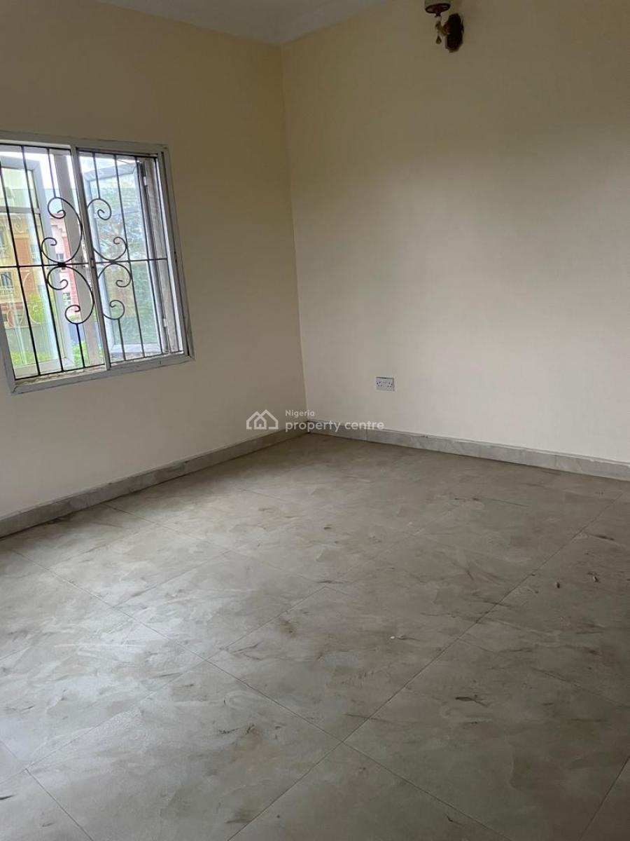 a Well Maintained 3 Bedrooms Flat, Chevron Drive, Lekki, Lagos, Flat / Apartment for Rent