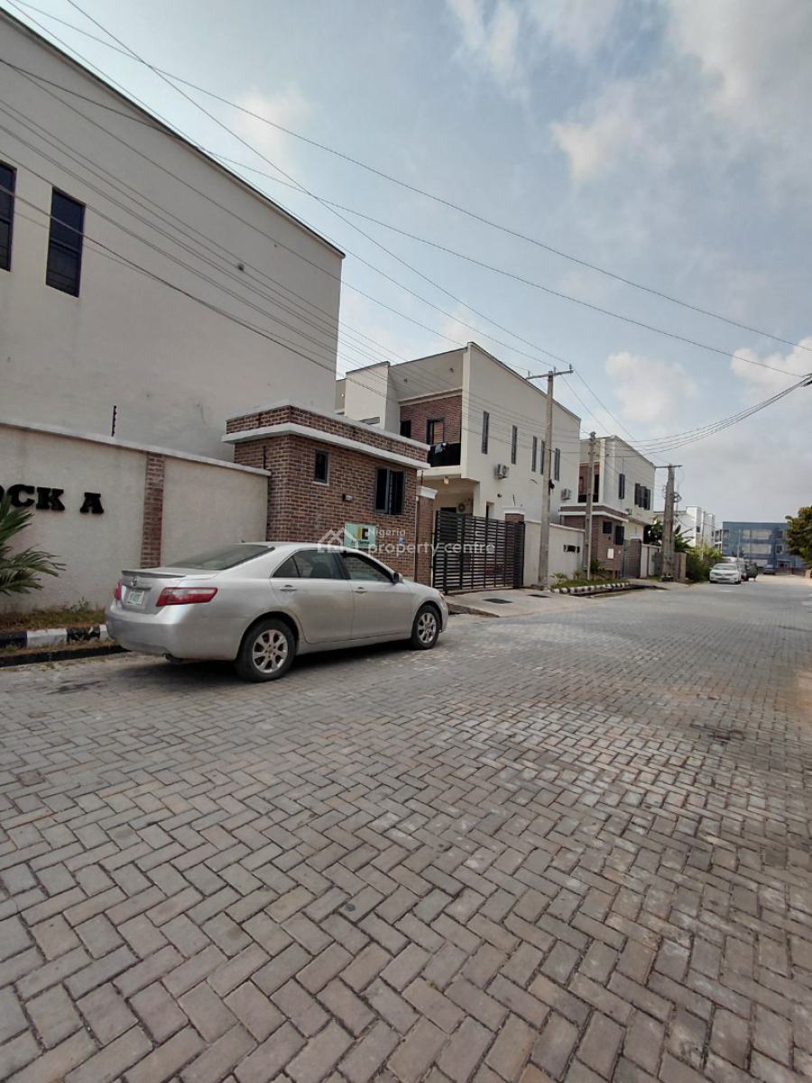 4 Bedroom Terrace Duplex, Ajiwe, Ajah, Lagos, Terraced Duplex for Rent