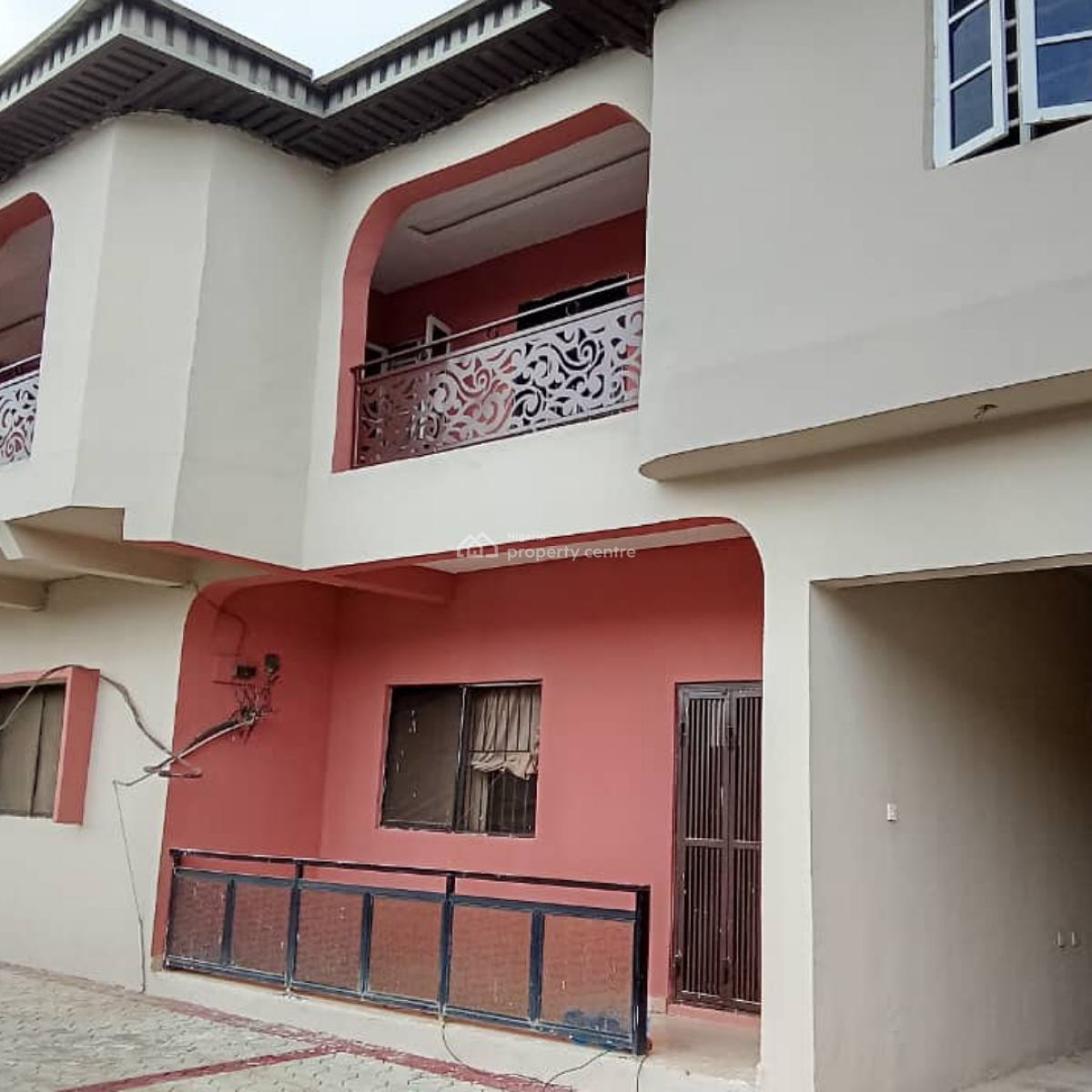 Block of Commercial Building, Off Pipeline Road, Alimosho, Lagos, Office Space for Rent