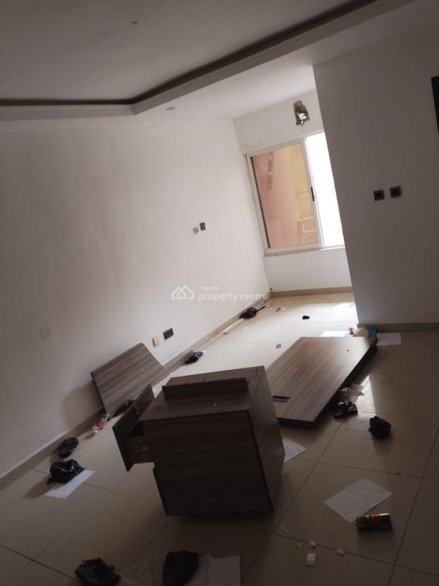 Spacious 3 Bedroom Flat with Bq, Victoria Island Toll Gate Axis, Victoria Island (vi), Lagos, Flat / Apartment for Rent