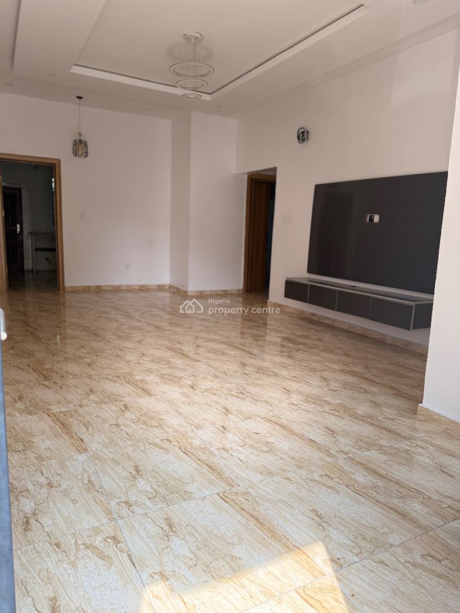 2 Bedroom Self Service Apartment, Ologolo, Lekki, Lagos, Flat / Apartment for Rent