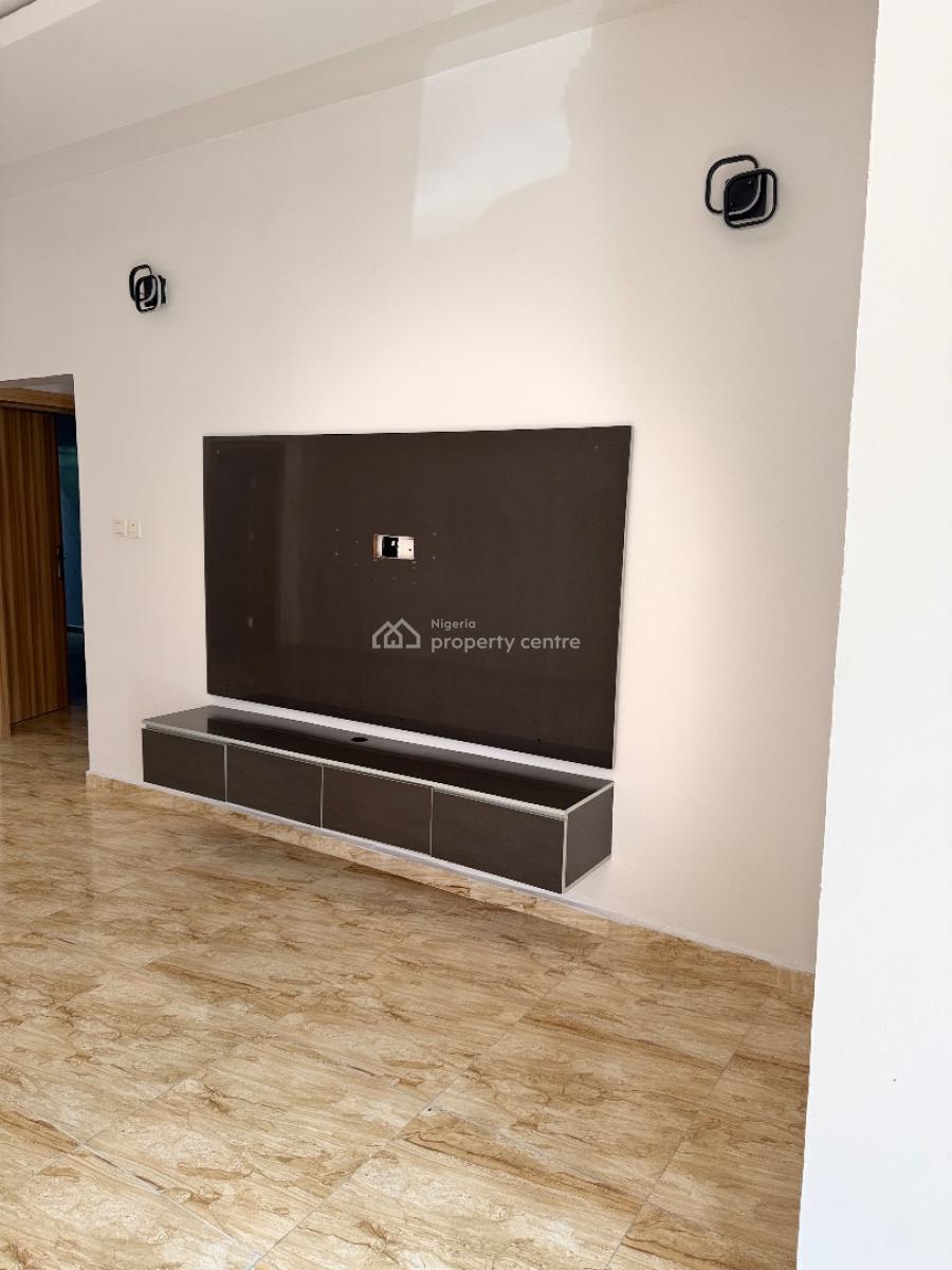 2 Bedroom Self Service Apartment, Ologolo, Lekki, Lagos, Flat / Apartment for Rent