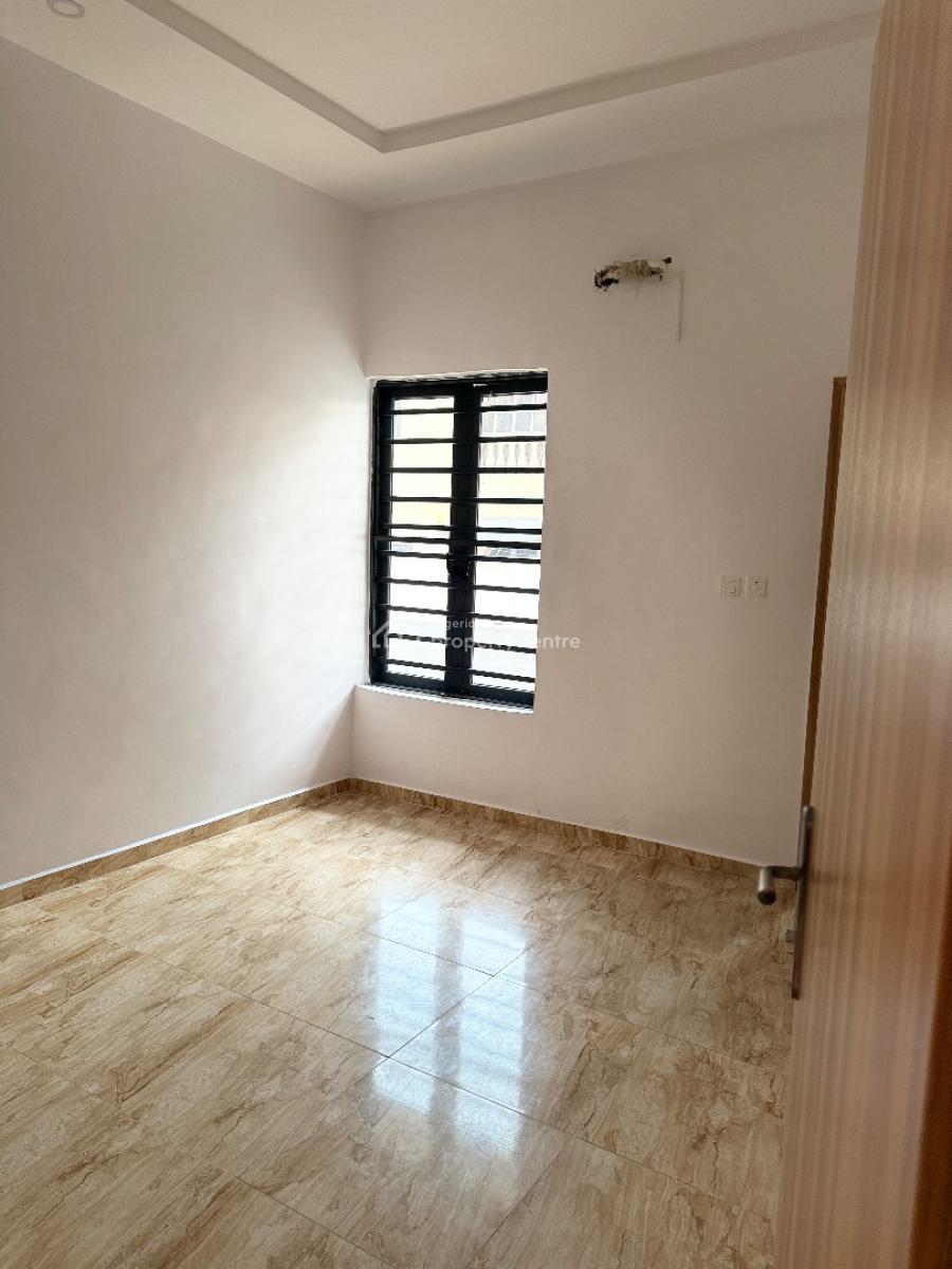 2 Bedroom Self Service Apartment, Ologolo, Lekki, Lagos, Flat / Apartment for Rent