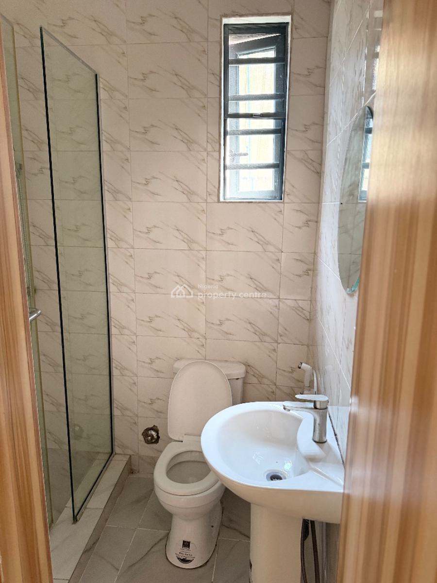 2 Bedroom Self Service Apartment, Ologolo, Lekki, Lagos, Flat / Apartment for Rent