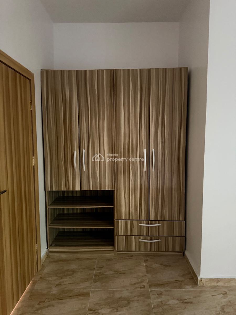 2 Bedroom Self Service Apartment, Ologolo, Lekki, Lagos, Flat / Apartment for Rent