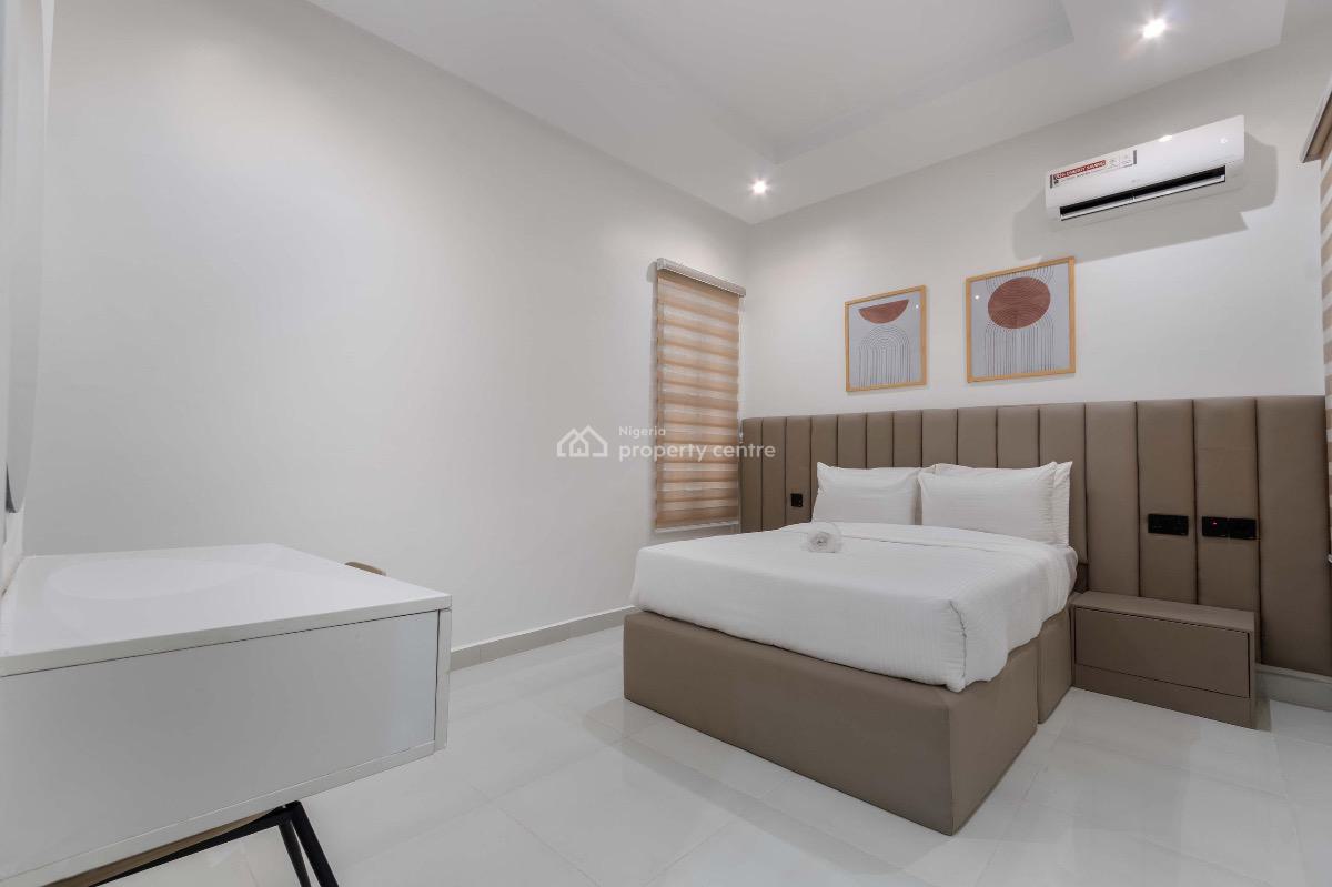 Premium 3 Bed with Bathtub, Pool and Gym, Plantinum Way Ikate, Lekki, Lagos, Flat / Apartment Short Let