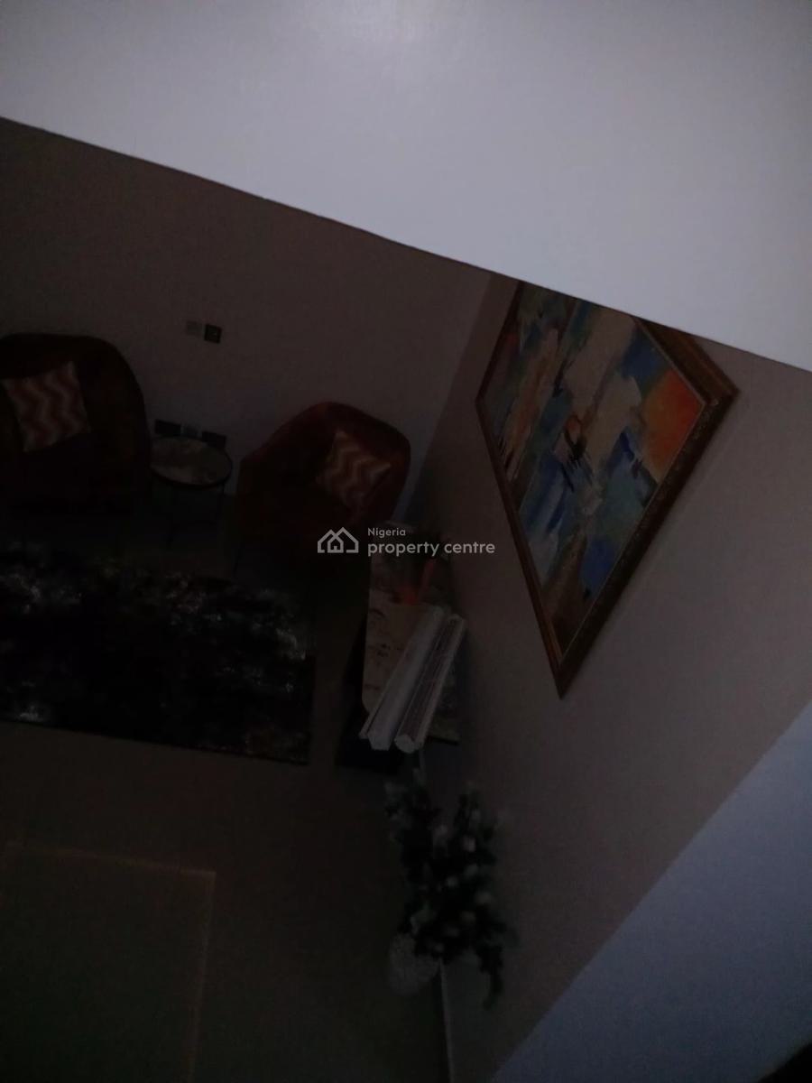 Spacious 3 Bedroom Apartment, Lekki Phase 1, Lekki, Lagos, Flat / Apartment for Rent