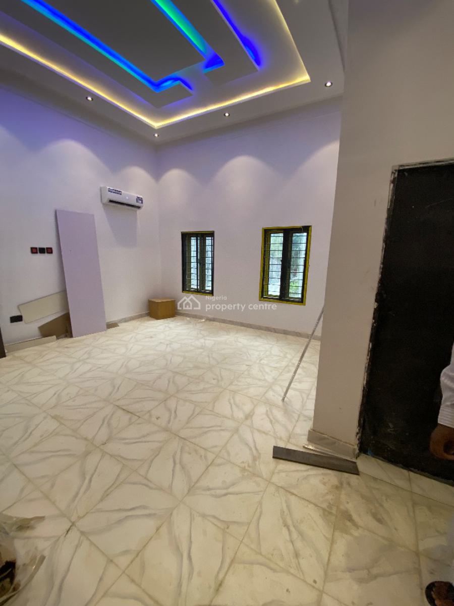 Luxury 5 Bedrooms, 2nd Avenue, Gwarinpa, Abuja, Semi-detached Duplex for Sale