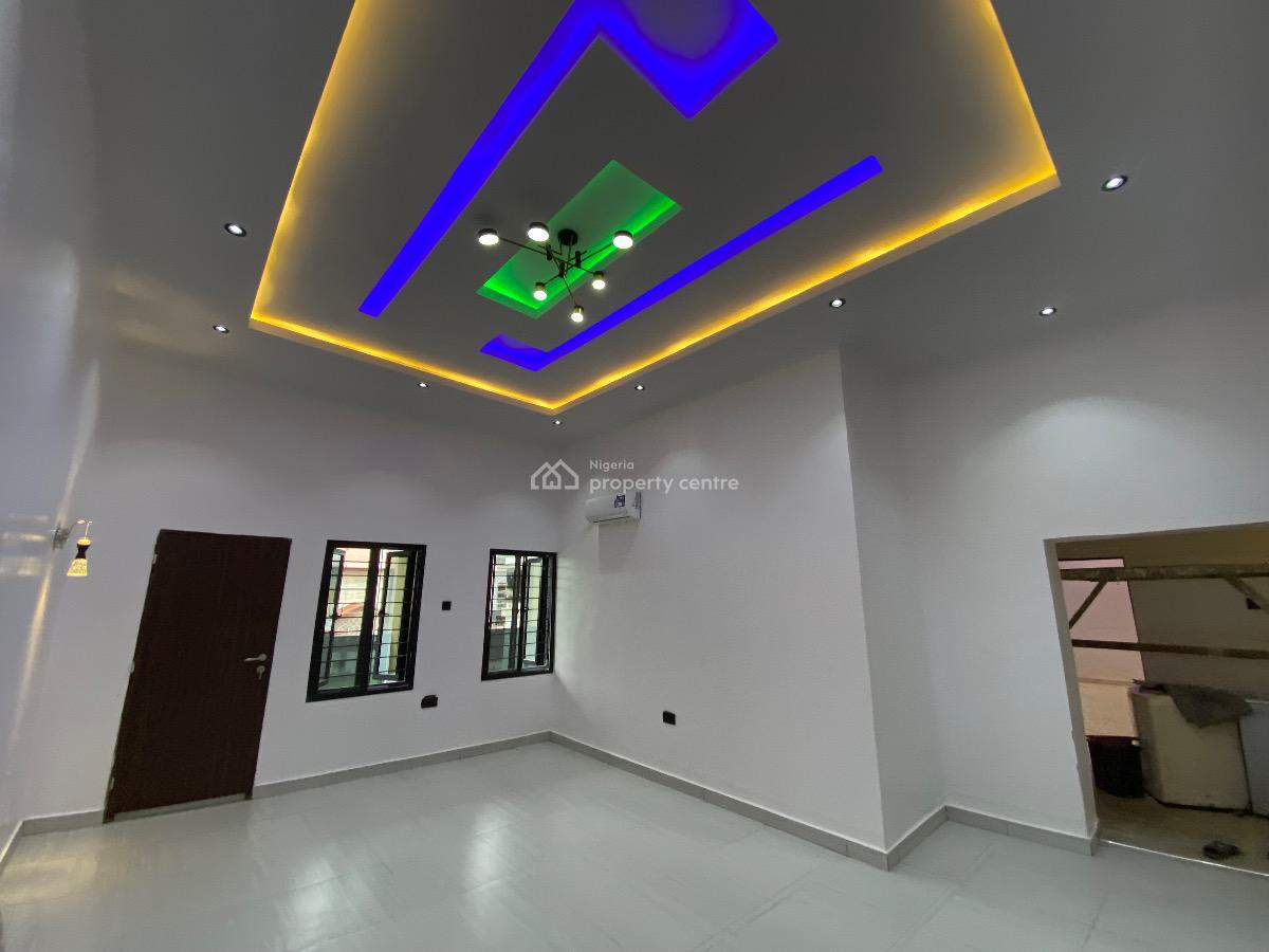 Luxury 5 Bedrooms, 2nd Avenue, Gwarinpa, Abuja, Semi-detached Duplex for Sale